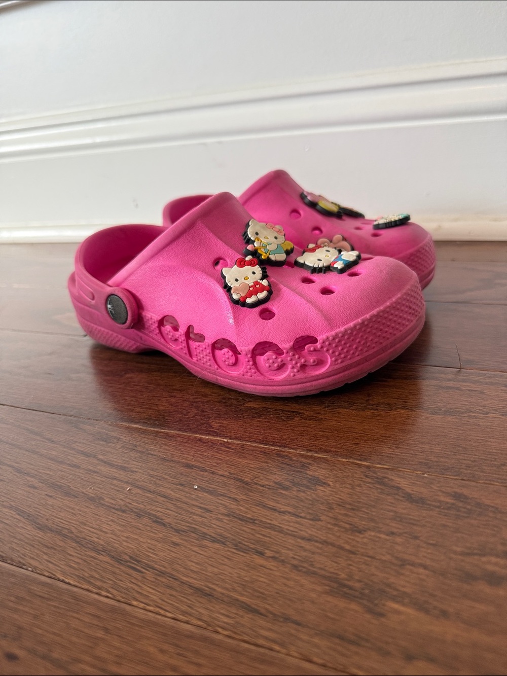 CROCS Kids Hot Pink Clog Sandals with Hello Kitty Character Charms